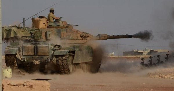 Συρία: Κυβερνητικές δυνάμεις σφυροκοπούν ισλαμιστές κοντά στην πετρελαιοπηγή Αλ-Χαΐλ (βίντεο)